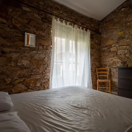 Maison Charmante A Avec Vue Sur La Montagne Сasa de vacaciones Faugères