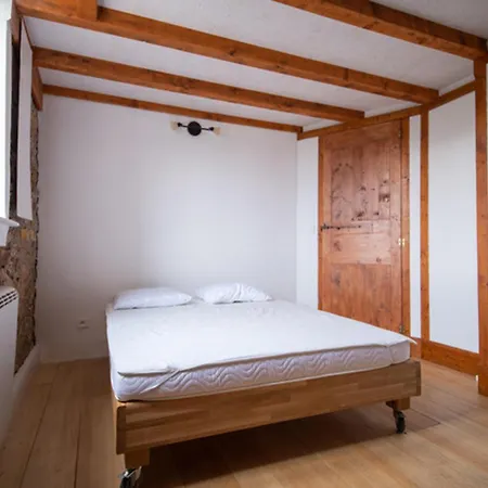 Сasa de vacaciones Maison Charmante A Avec Vue Sur La Montagne